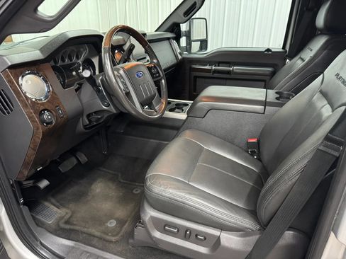 Used 2016 Ford F250 Platinum w/ FX4 Off-Road Package AWD/4WD image 10
