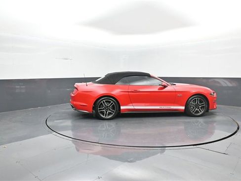 Certified 2019 Ford Mustang GT Premium image 8