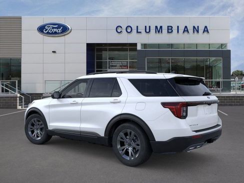 New 2026 Ford Explorer Active w/ Active Comfort Package image 4