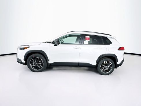 New 2026 Toyota Corolla Cross XLE image 5