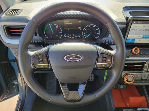 Used 2023 Ford Maverick XLT image 20