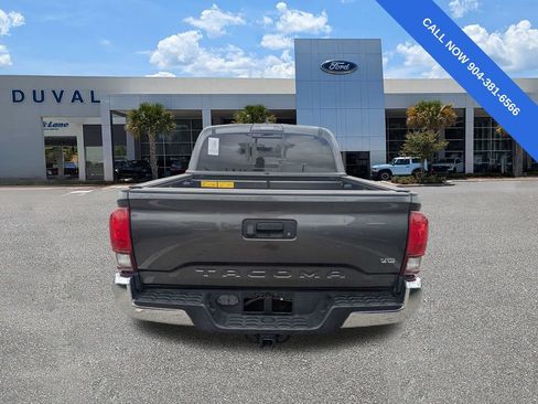 Used 2019 Toyota Tacoma SR5 RWD image 5
