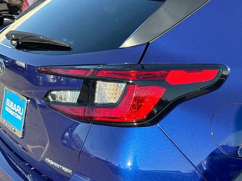 Certified 2025 Subaru Crosstrek 2.5i Limited w/ Crosstrek Mirror Package image 37