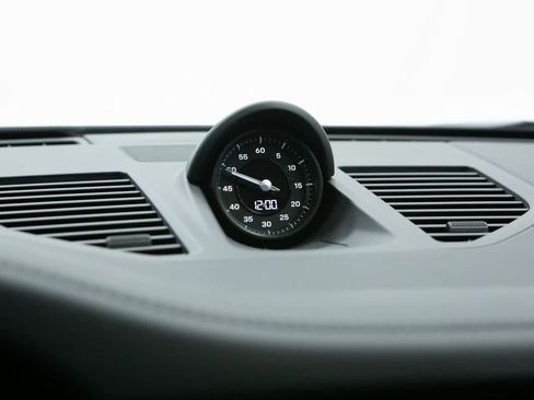 New 2026 Porsche 911 Carrera 4 GTS image 27