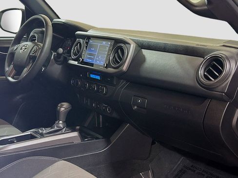 Used 2023 Toyota Tacoma TRD Off-Road AWD/4WD image 24