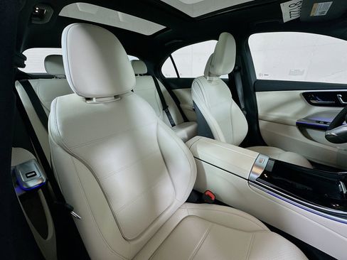 New 2026 Mercedes-Benz C 300 4MATIC Sedan image 28