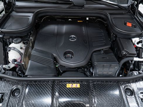 New 2026 Mercedes-Benz GLS 450 4MATIC image 9