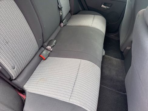 Used 2010 Jeep Grand Cherokee Laredo image 22