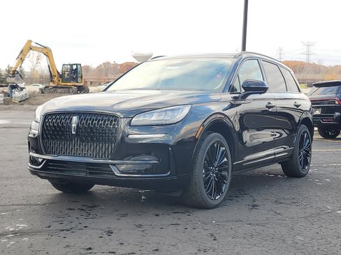 New 2026 Lincoln Corsair Premiere image 2