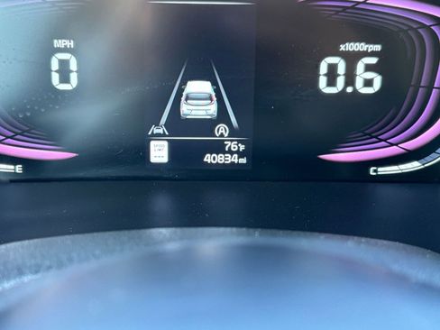 Used 2025 Kia Soul LX w/ LX Technology Package image 38