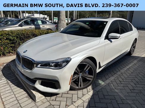 Used 2019 BMW 750i w/ Executive Package image 3