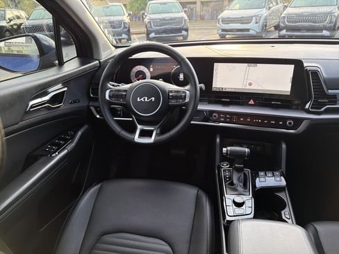 Used 2024 Kia Sportage SX image 21