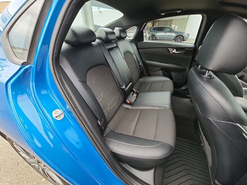 Used 2023 Kia Forte GT-Line w/ GT-Line Premium Package FWD image 28