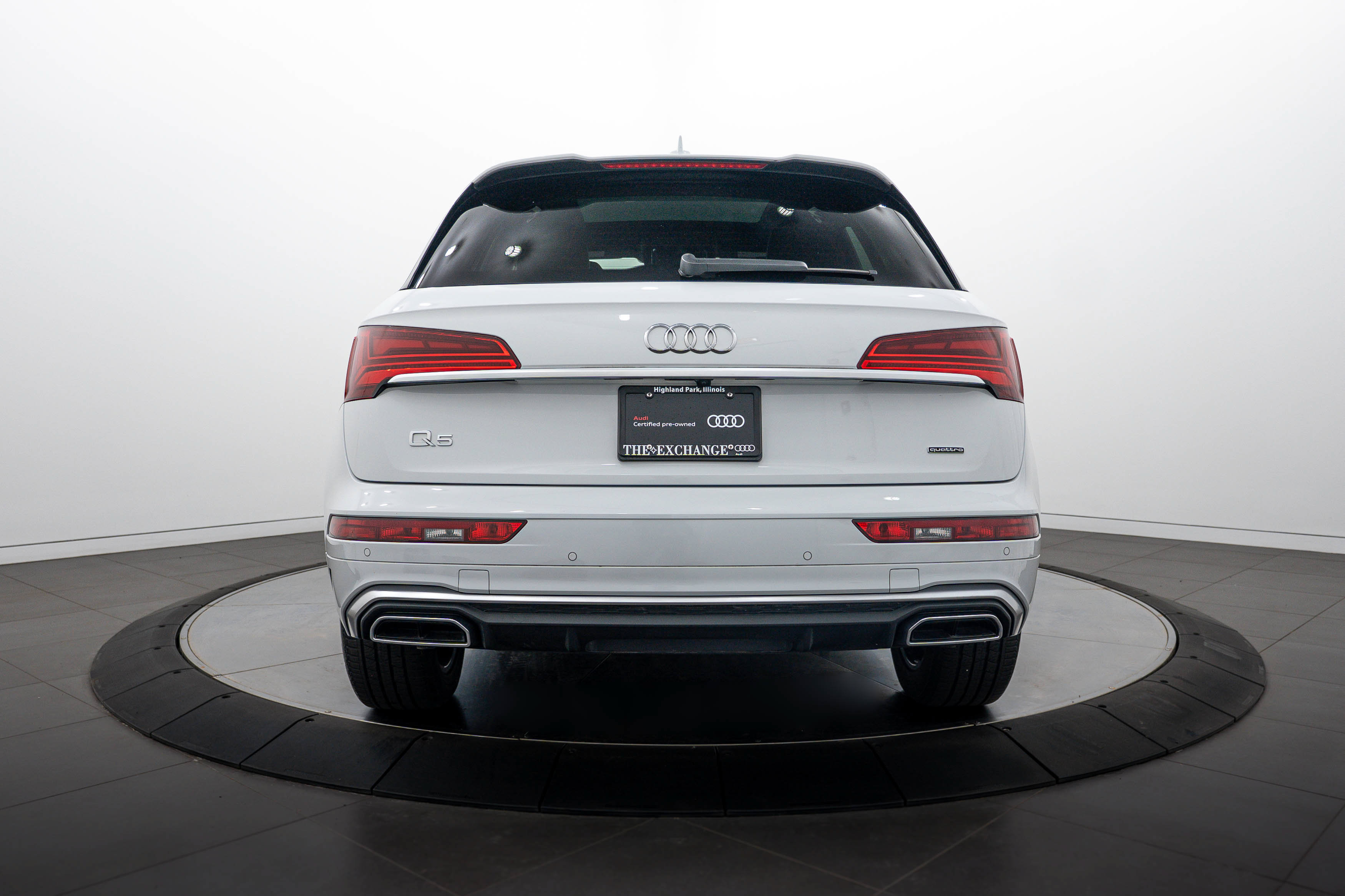Certified 2023 Audi Q5 2.0T Premium Plus w/ Premium Plus Package AWD/4WD image 23