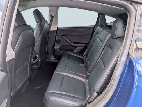 Used 2022 Tesla Model Y Long Range AWD/4WD image 13