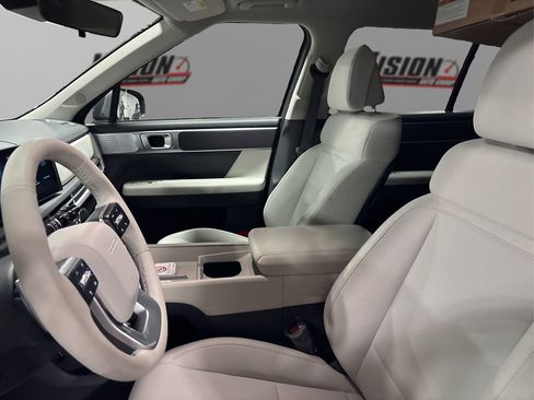 New 2026 Hyundai Santa Fe SE image 9