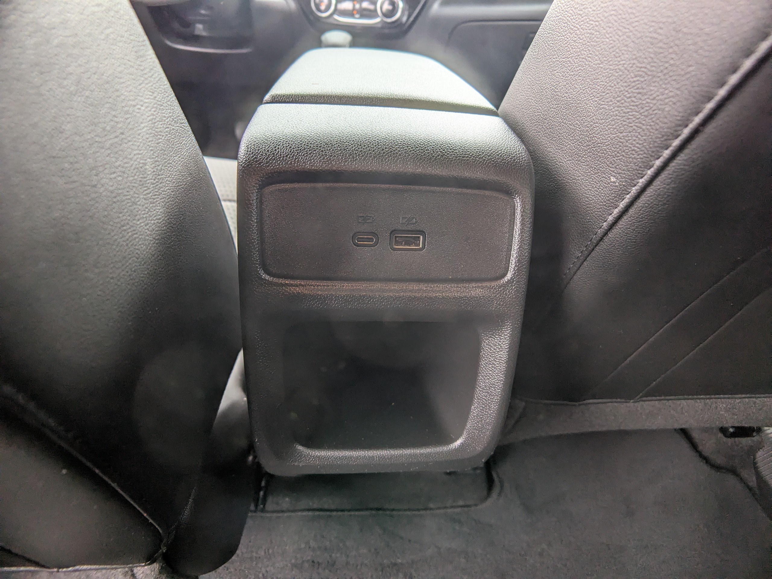Used 2025 Chevrolet Trax LT FWD image 15