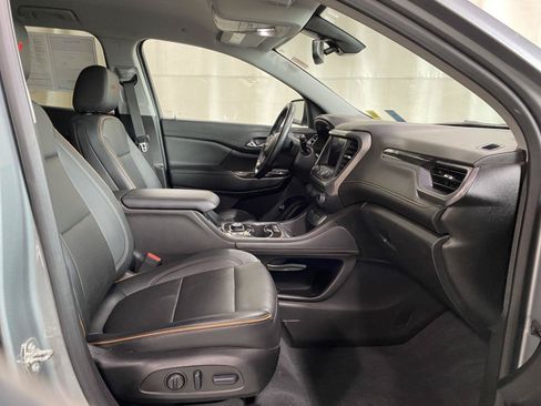 Used 2023 GMC Acadia AT4 w/ Preferred Package AWD/4WD image 12