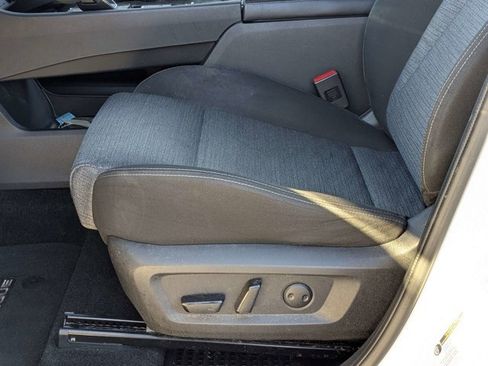 Certified 2023 Nissan Rogue SV image 21