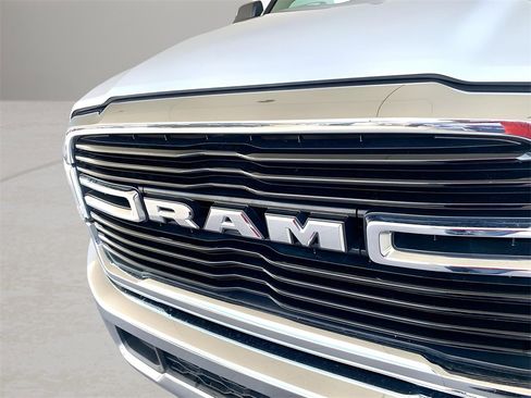 Used 2020 RAM 2500 Big Horn image 2