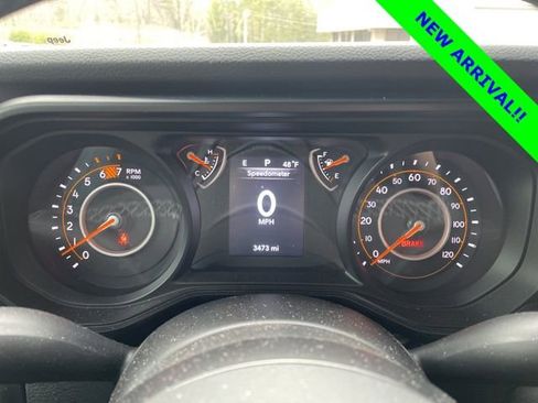 Used 2025 Jeep Wrangler Sport S image 11