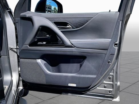 Used 2024 Lexus LX 600 4WD w/ Appearance Package image 21