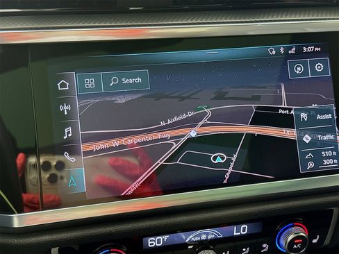 Used 2021 Audi Q3 2.0T Premium Plus w/ Premium Plus Package image 14