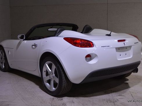 Used 2008 Pontiac Solstice Convertible w/ Premium Package image 7