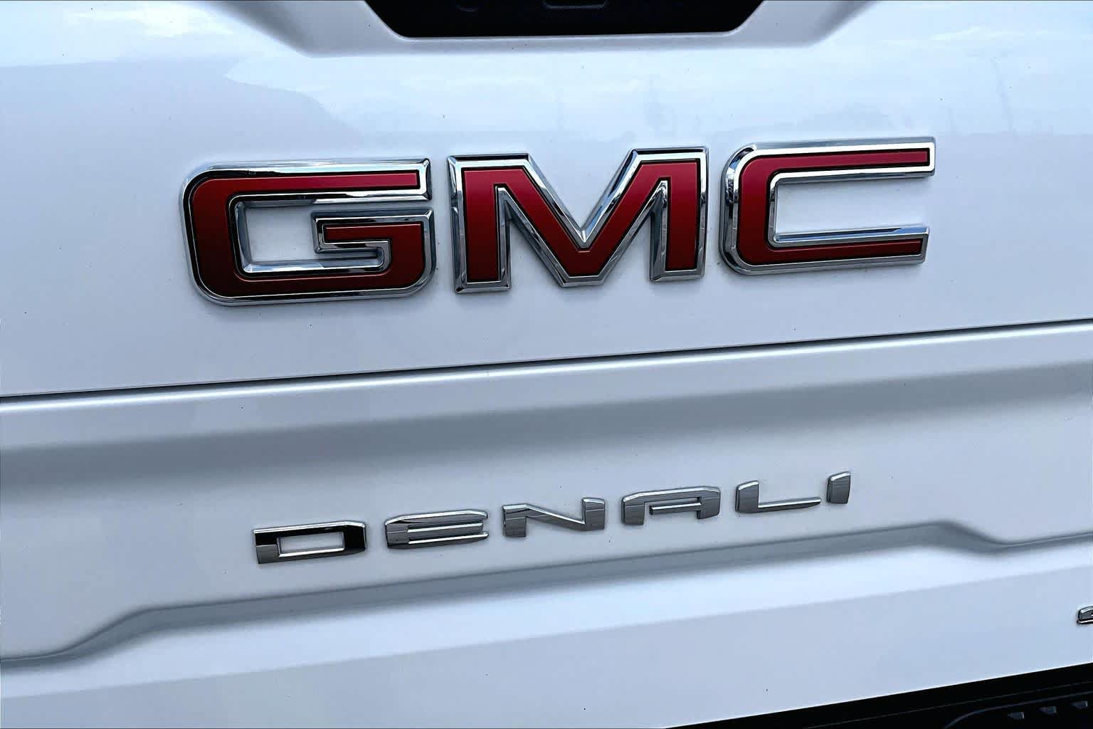 Used 2023 GMC Sierra 1500 Denali w/ Technology Package AWD/4WD image 31