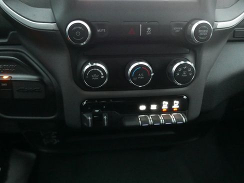 Used 2024 RAM 2500 Big Horn image 20