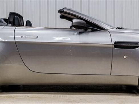 Used 2008 Aston Martin V8 Vantage Roadster RWD image 21