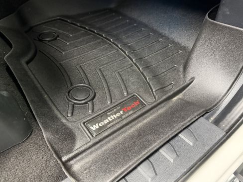 Used 2021 Ford F150 Lariat AWD/4WD image 19