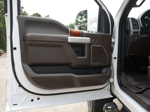 Used 2020 Ford F250 King Ranch AWD/4WD image 17