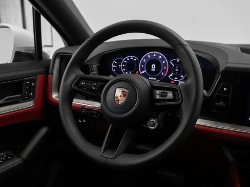 Certified 2026 Porsche Cayenne Coupe AWD/4WD image 29