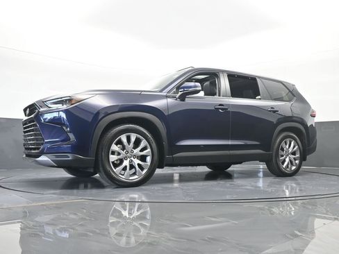 Used 2025 Toyota Grand Highlander AWD Hybrid image 62