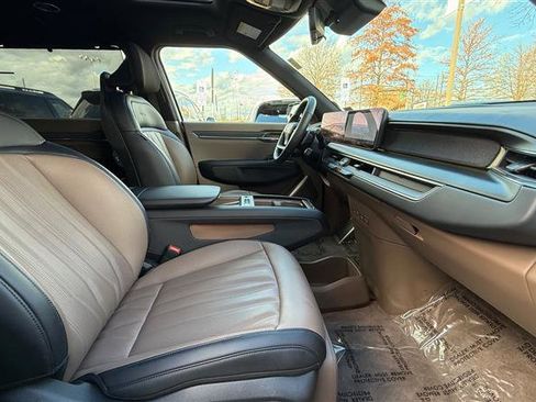 Used 2025 Kia EV9 GT-Line image 36