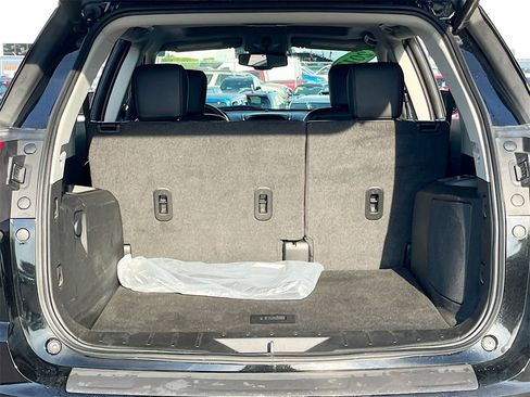 Used 2017 GMC Terrain SLT w/ Open Road Package image 26