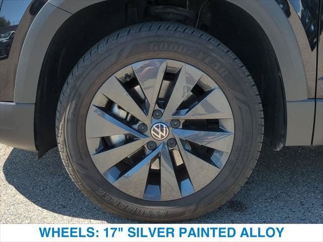 Used 2023 Volkswagen Taos S FWD image 11