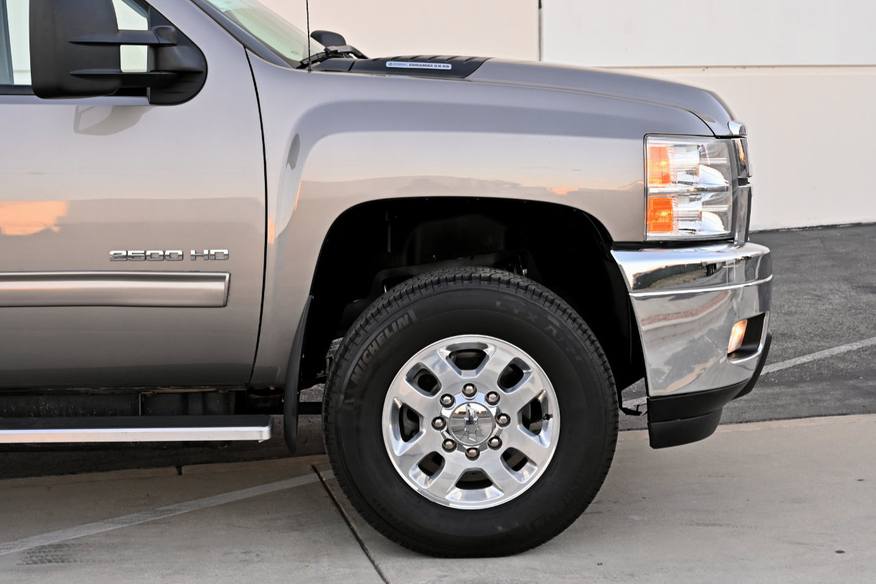Used 2013 Chevrolet Silverado 2500 LTZ w/ LTZ Plus Package AWD/4WD image 37