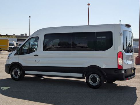 Used 2024 Ford Transit 350 XL image 5