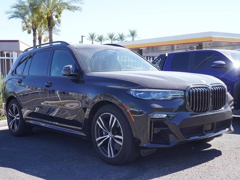 Used 2021 BMW X7 M50i AWD/4WD image 3