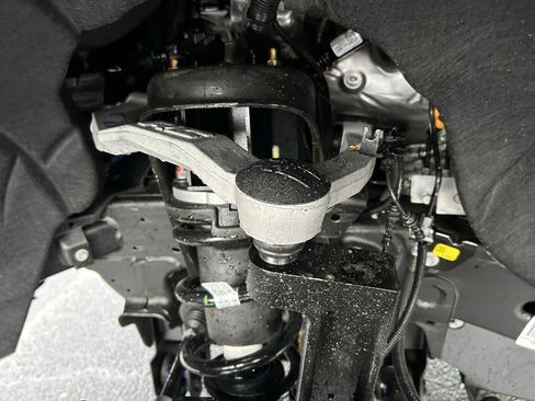 New 2025 GMC Sierra 1500 AT4 w/ AT4 Premium Package image 30