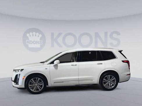Used 2025 Cadillac XT6 Premium Luxury w/ LPO, Floor Liner Package AWD/4WD image 7