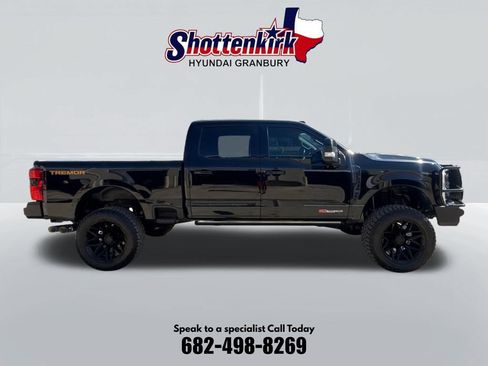 Used 2023 Ford F250 Lariat w/ Tremor Off-Road Package AWD/4WD image 5