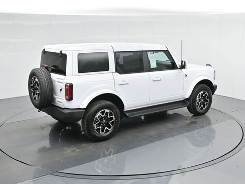 New 2025 Ford Bronco Outer Banks image 35