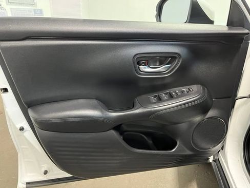 Used 2026 Honda HR-V LX image 20