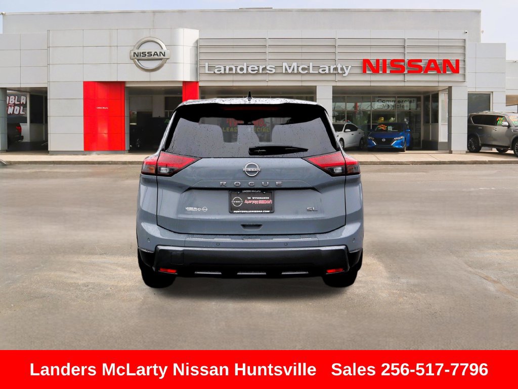 Used 2024 Nissan Rogue SL w/ SL Premium Package FWD image 5
