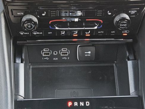 New 2025 Jeep Grand Cherokee L Altitude image 12