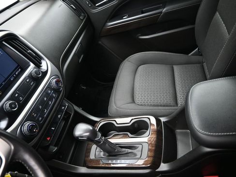 Used 2022 GMC Canyon Elevation image 19