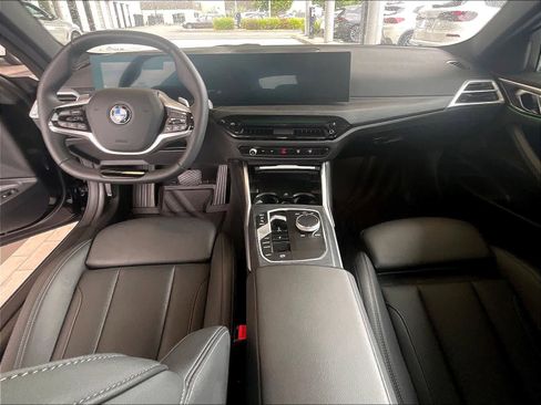 Used 2026 BMW 430i Coupe w/ Parking Assistance Package RWD image 17